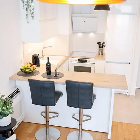 Lorenzo Apartment *