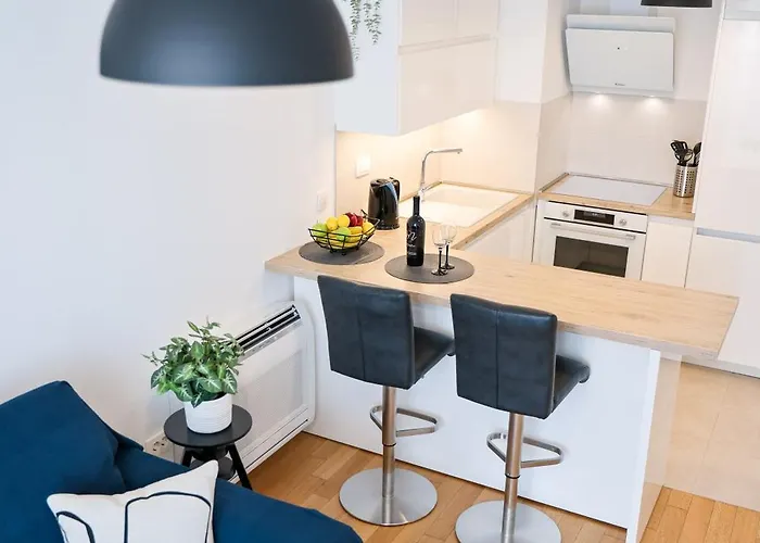 Lorenzo アパート ザダル