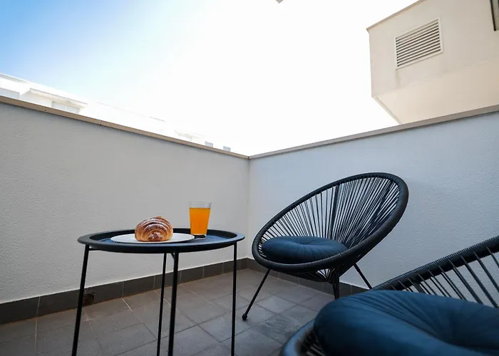 アパート Lorenzo ザダル