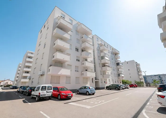 アパート Lorenzo