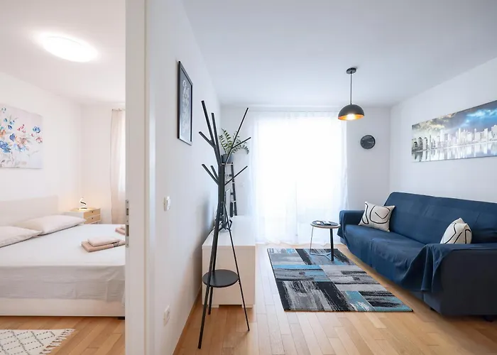 アパート Lorenzo ザダル