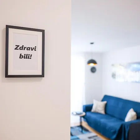 Apartman Lorenzo - Cozy With Balcony & Free Parking Zára